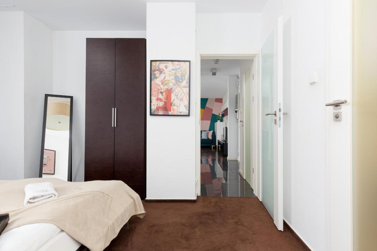 Residence On Wspolna Str. Apartment Warsaw By Renters 외부 사진